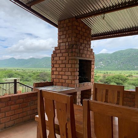 Otavi Vineyards Self-Catering & Camping Esterno foto