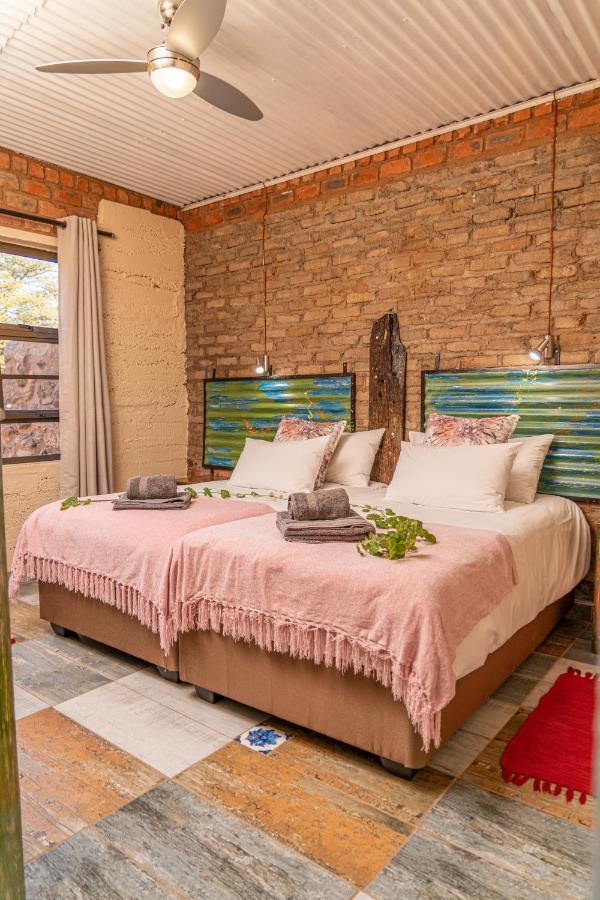 Otavi Vineyards Self-Catering & Camping Esterno foto